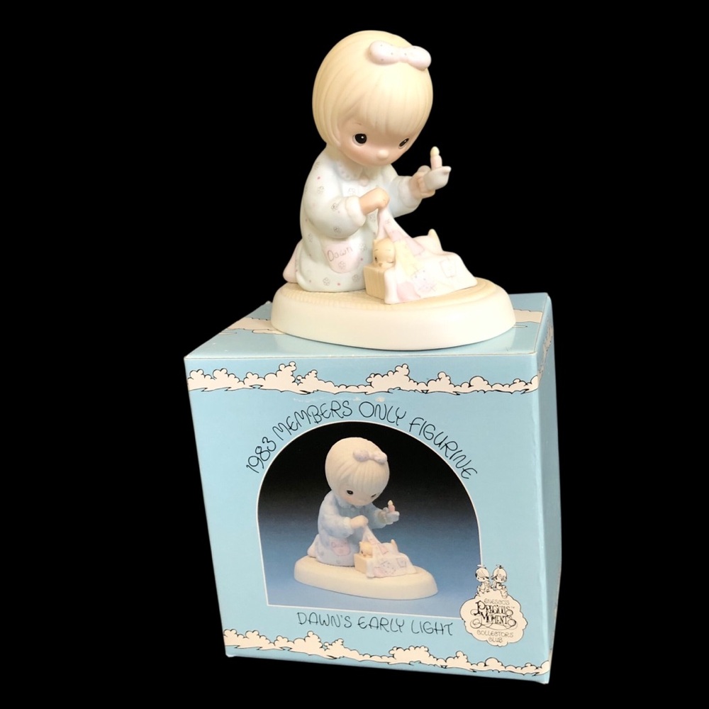1983 Precious Moments Figurines “Dawns Early Light” PM-831 NIB